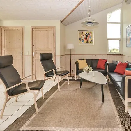 Hébergement de vacances Superbe Maison De 4 Chambres À Otterup *